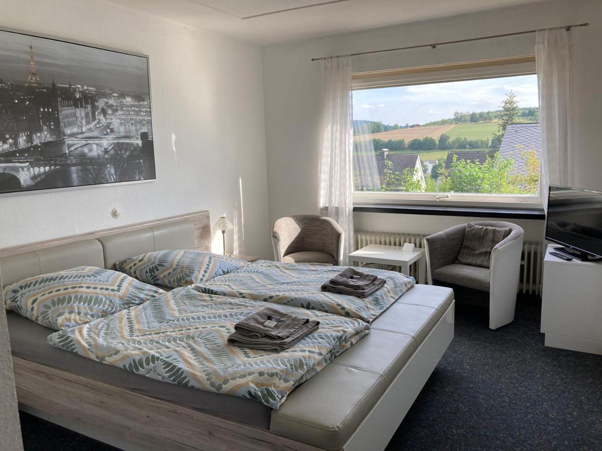 Bed & Breakfast Weisser Stein Schmallenberg Εξωτερικό φωτογραφία